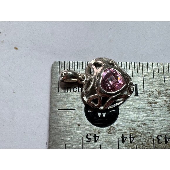 Estate Sterling Silver 925 Heart Pendant Pink Stone Filigree Design 2.6g - Picture 7 of 8
